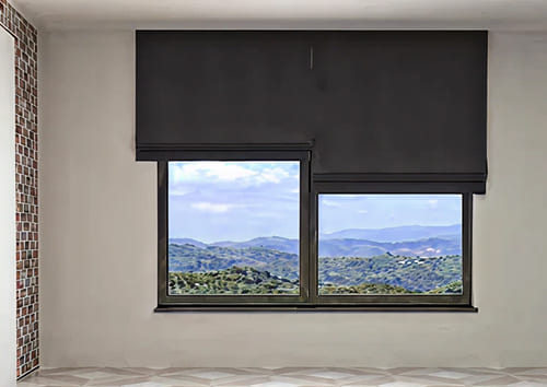 blackout roman blinds img