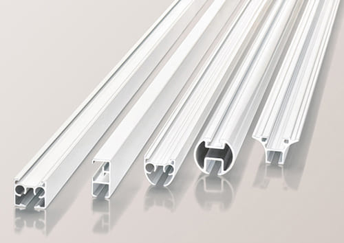 curtain tracks img