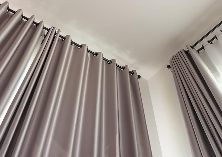 eyelet curtains img