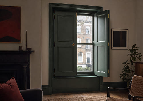 solid panel shutters img